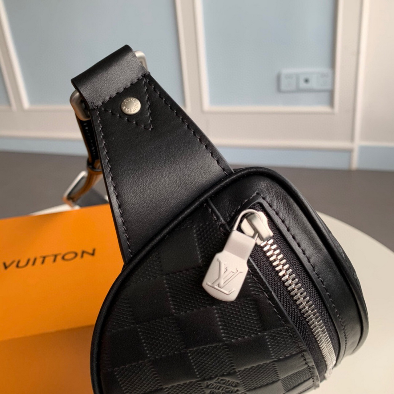 N40298  CAMPUS BUMBAG