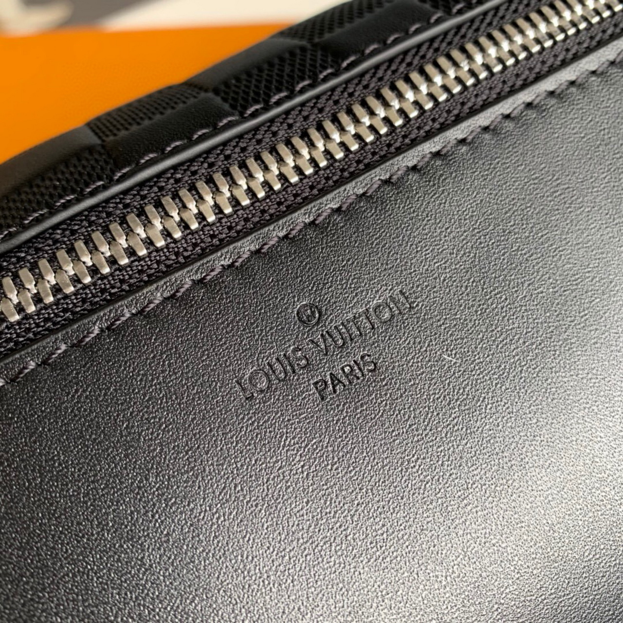 N40298  CAMPUS BUMBAG