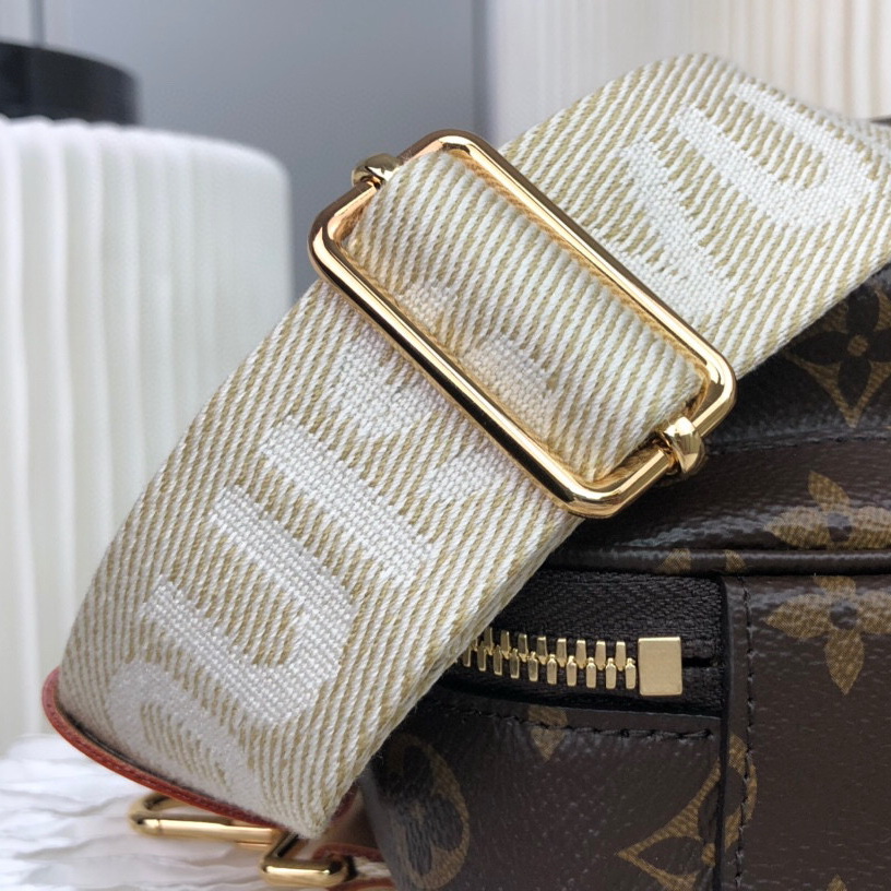 M80446  UTILITY CROSSBODY, Louis Vuitton LV