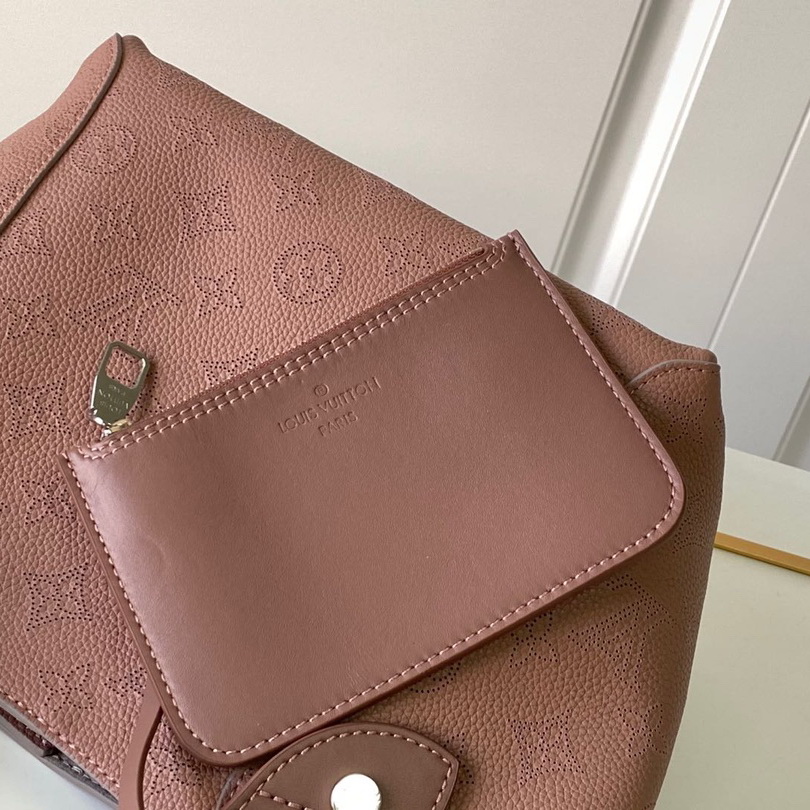 HINA PM, LOUIS VUITTON LV