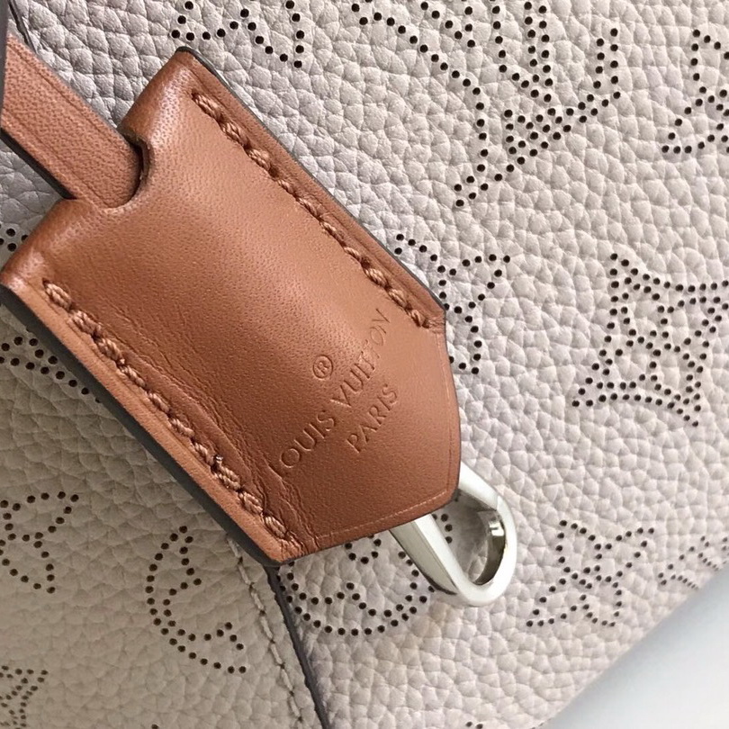 HINA PM, LOUIS VUITTON LV