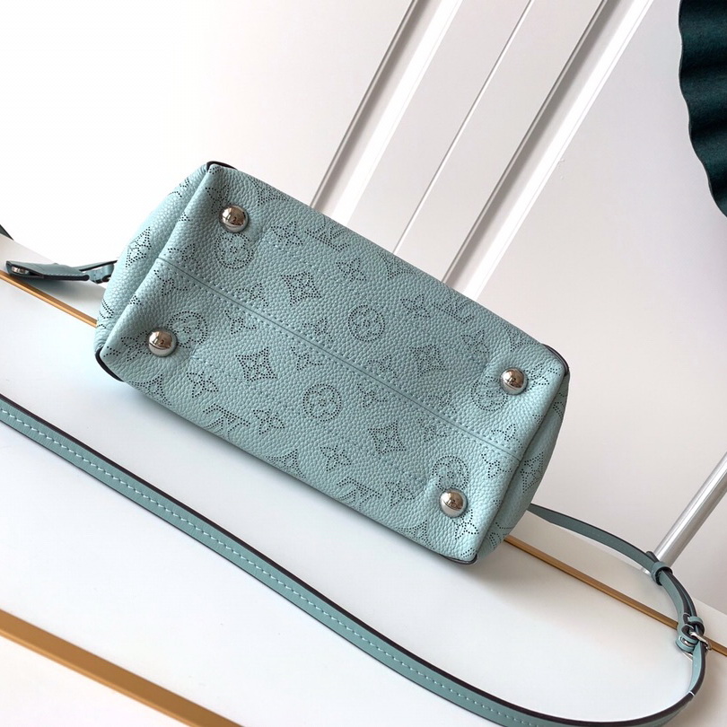 HINA PM, LOUIS VUITTON LV
