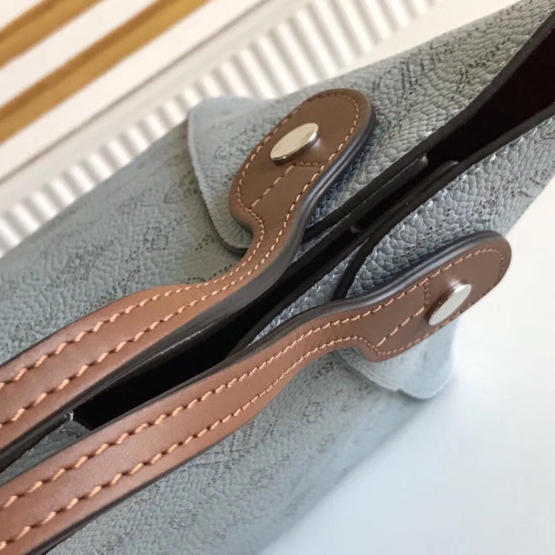 HINA PM, LOUIS VUITTON LV