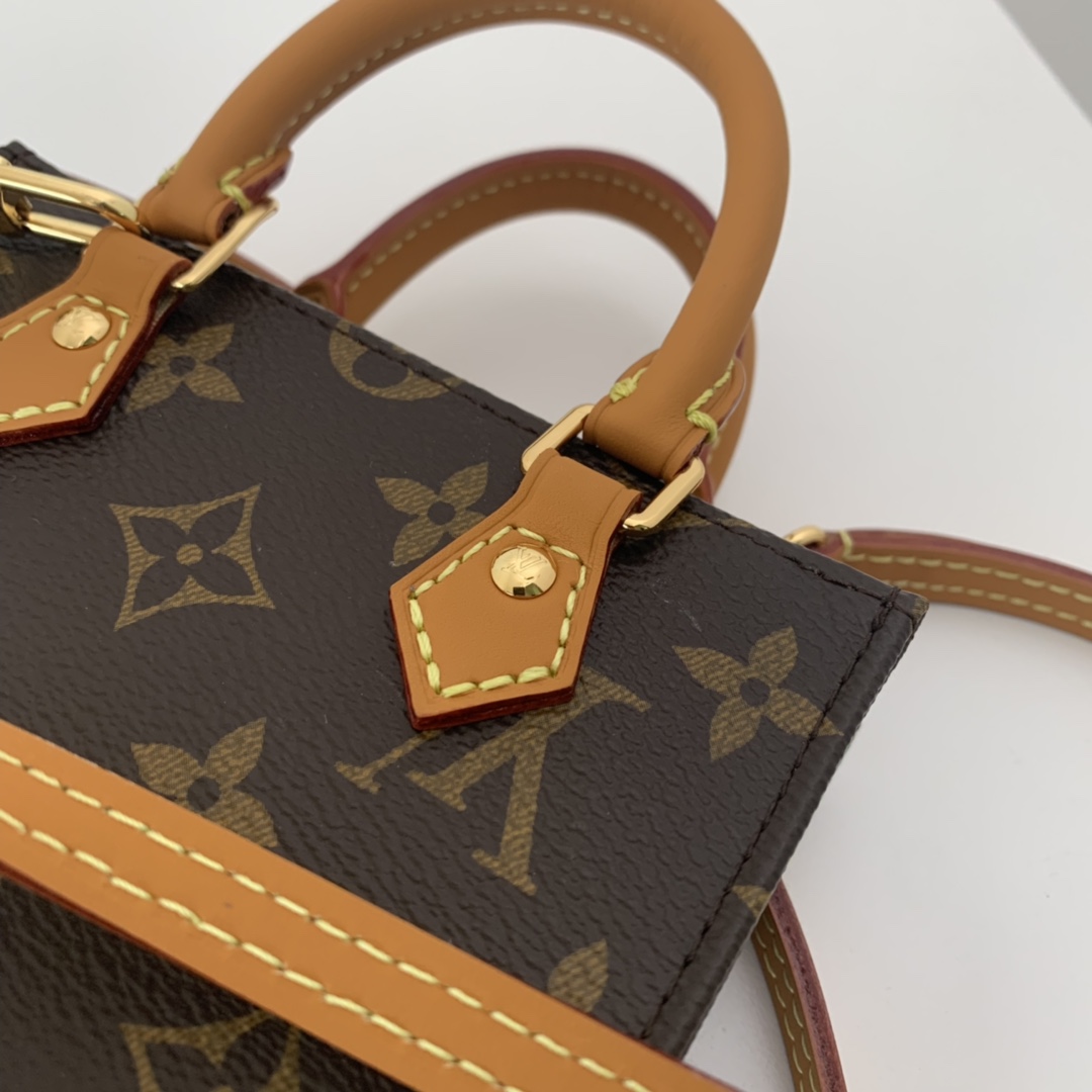 M69442  PETIT SAC PLAT