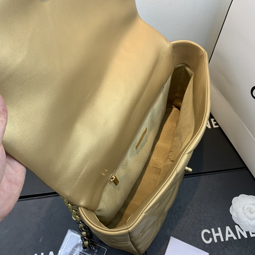 AS1162 chanel 19 maxi flap bag, CHANEL HANDBAGS