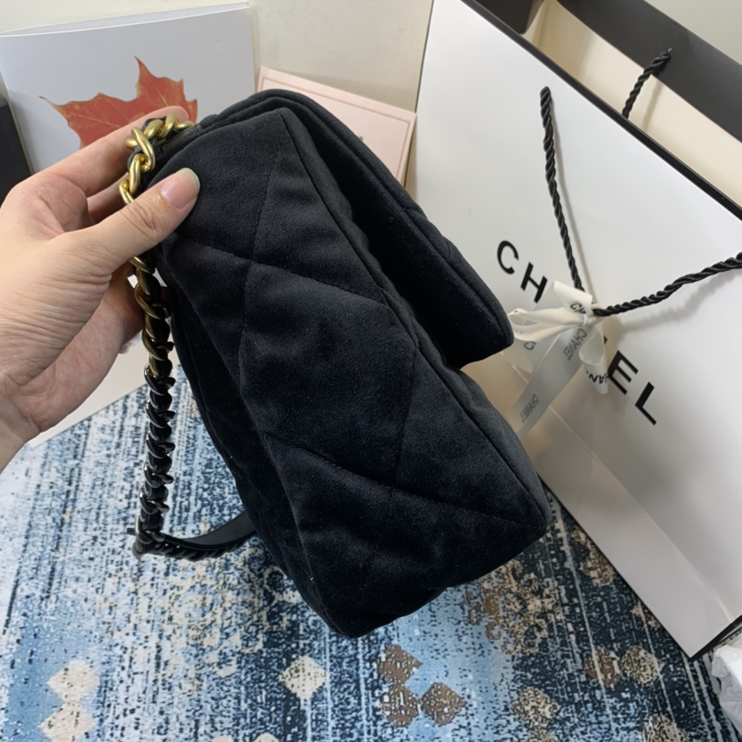AS1162 chanel 19 maxi flap bag, CHANEL HANDBAGS