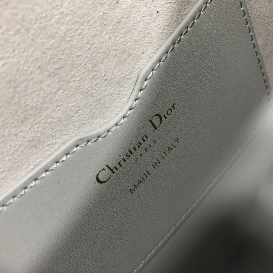 MEDIUM DIOR BOBBY BAG