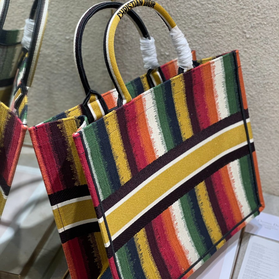 DIOR BOOK TOTE