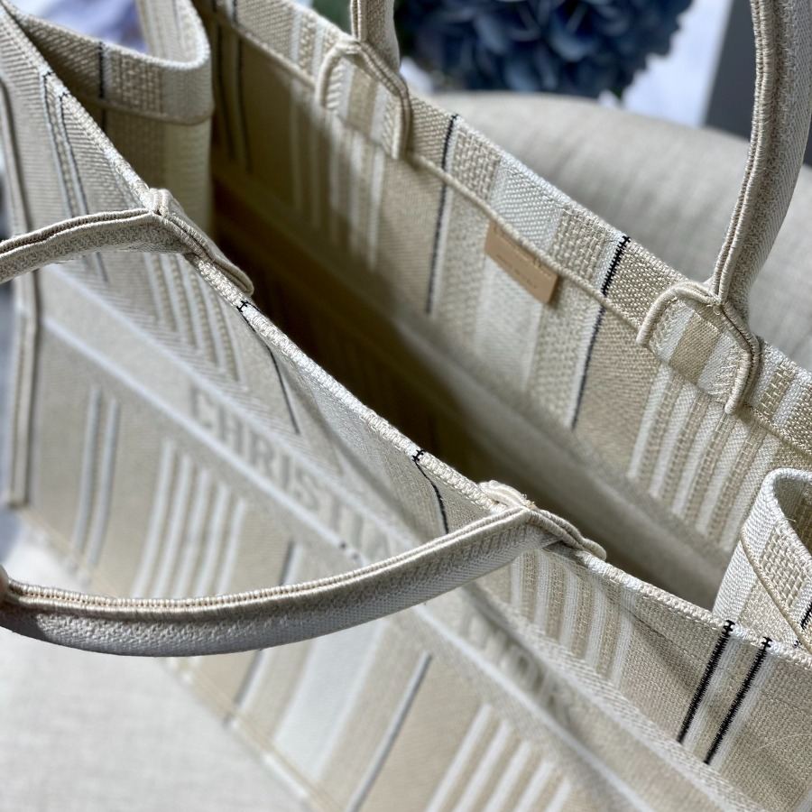 DIOR BOOK TOTE