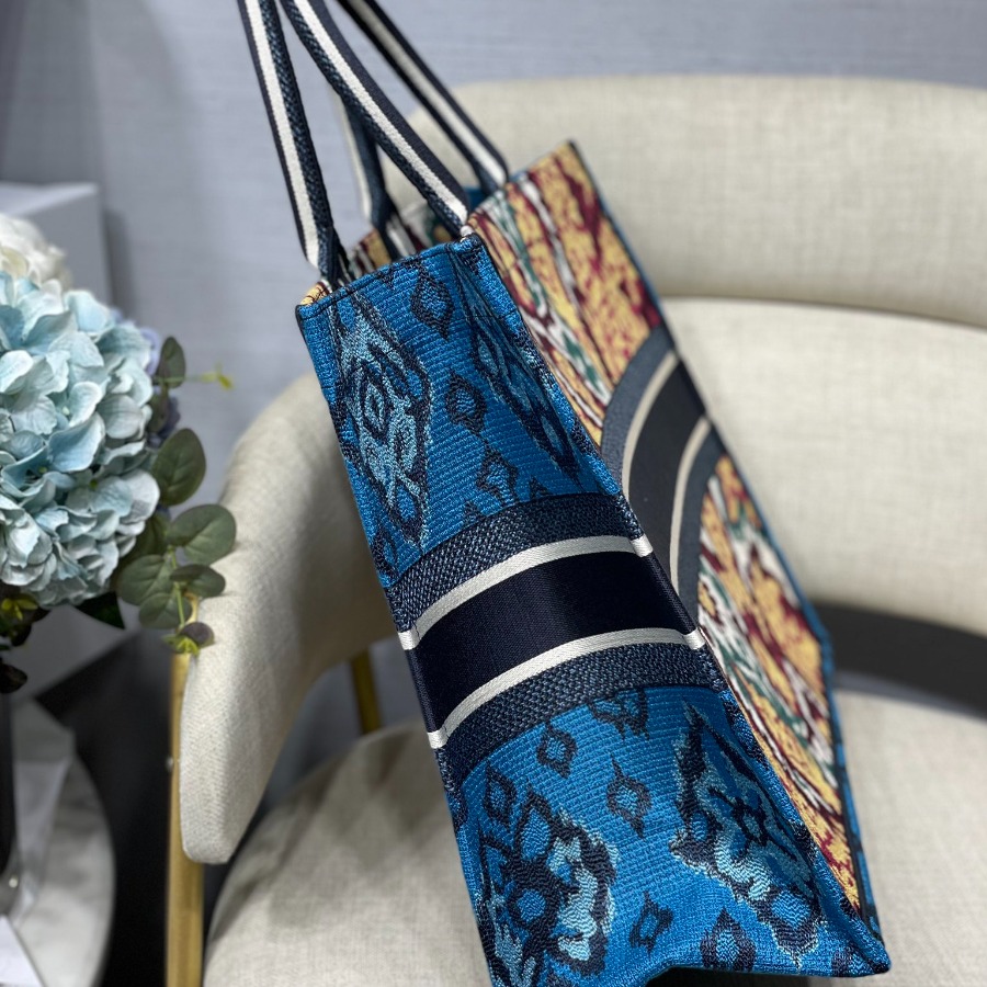 DIOR BOOK TOTE
