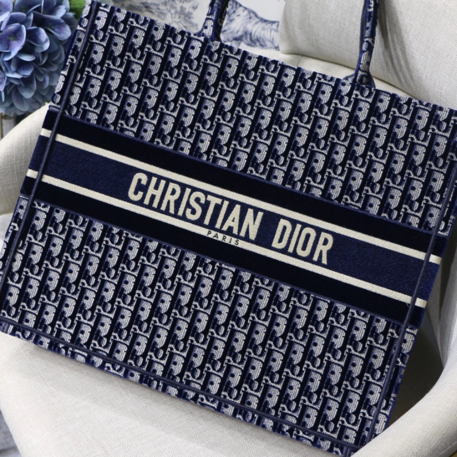 DIOR BOOK TOTE