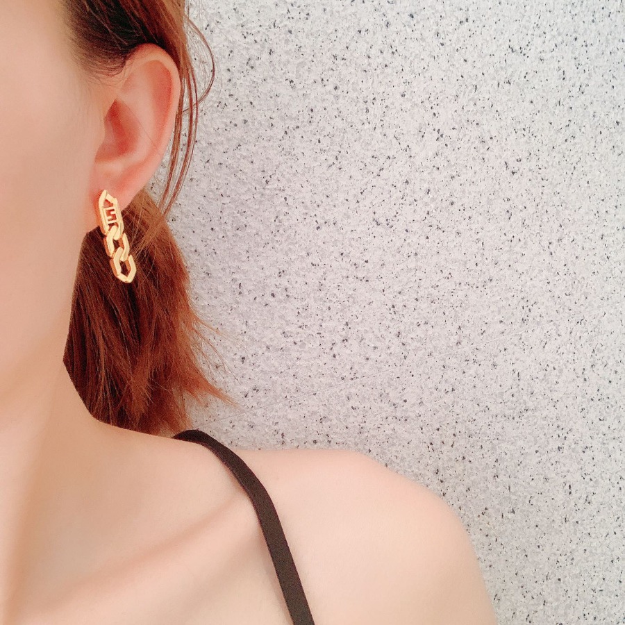 fendi earrings & stud