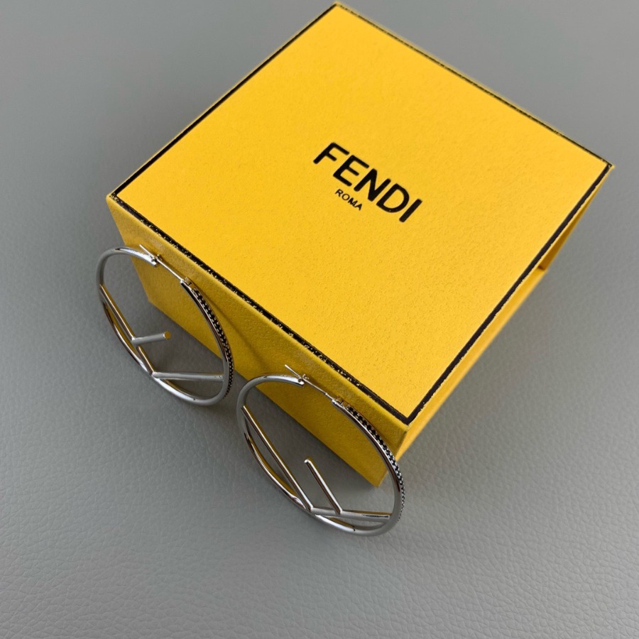 fendi earrings & stud