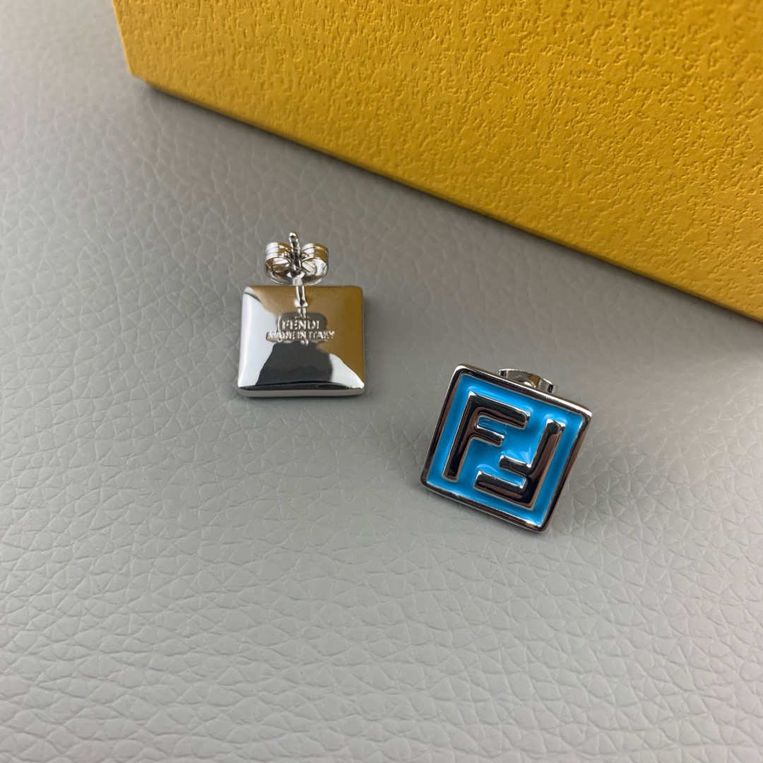 fendi earrings & stud