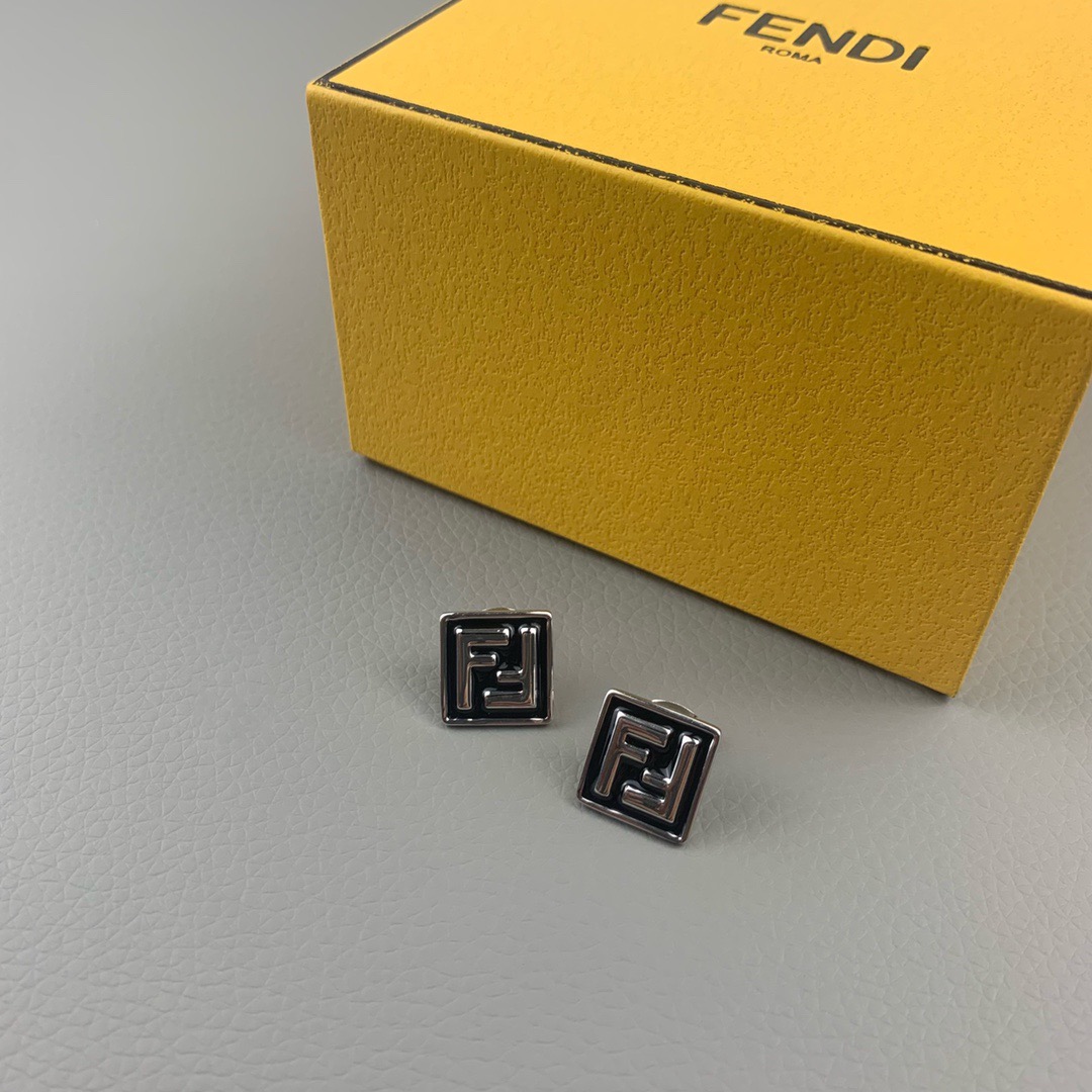 fendi earrings & stud
