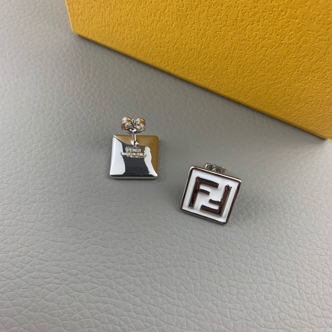 fendi earrings & stud