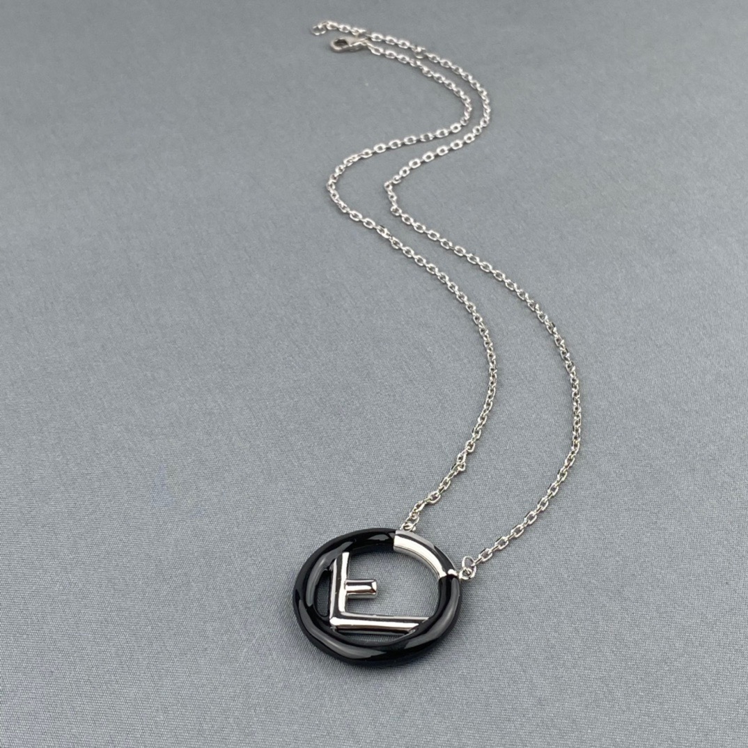 fendi necklaces