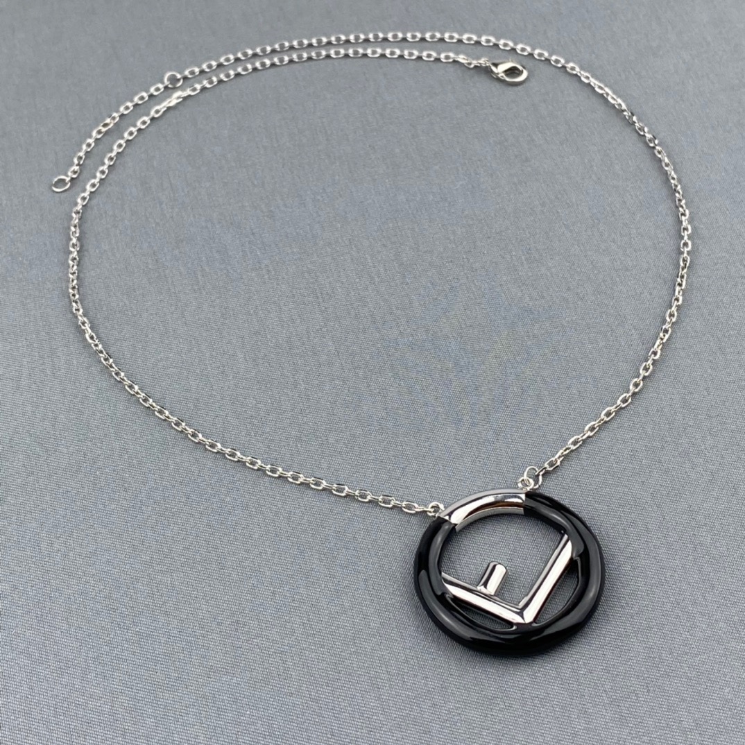 fendi necklaces
