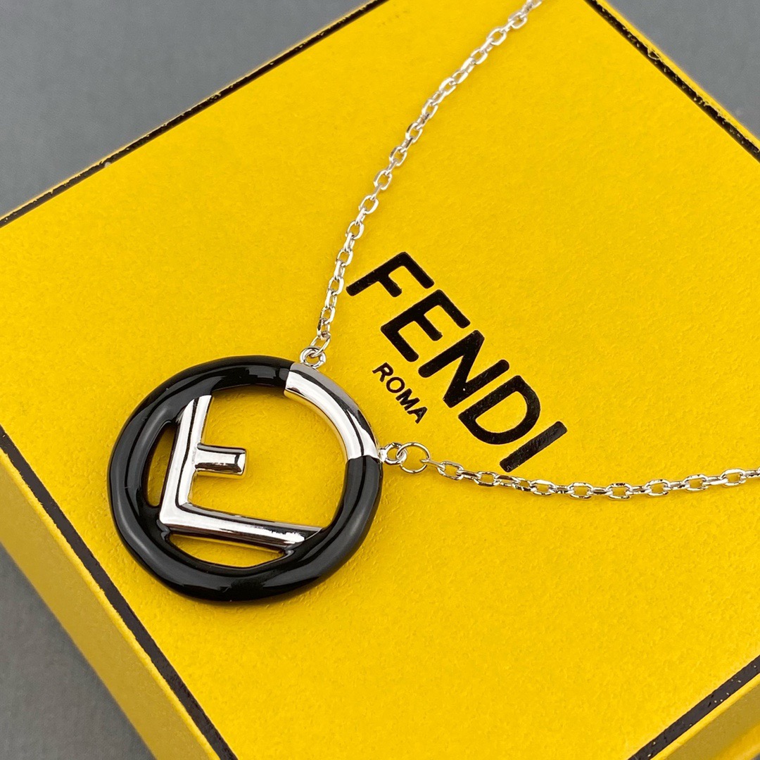 fendi necklaces