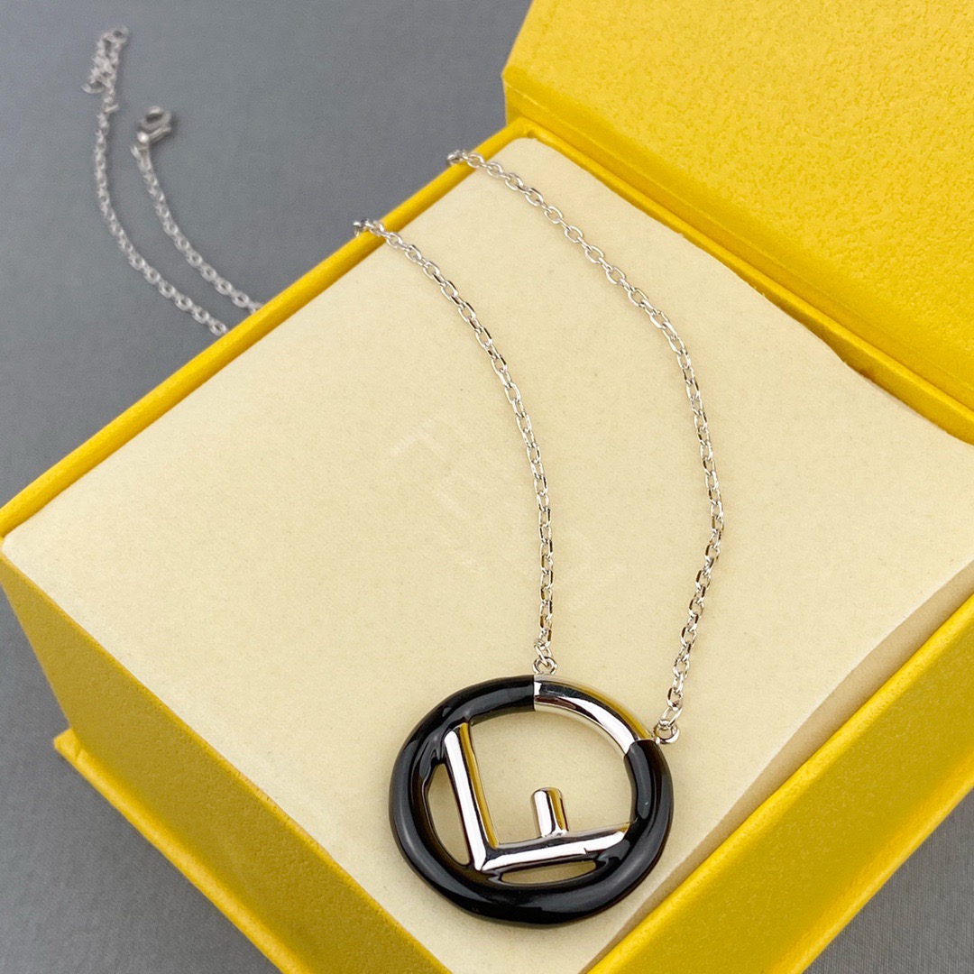 fendi necklaces