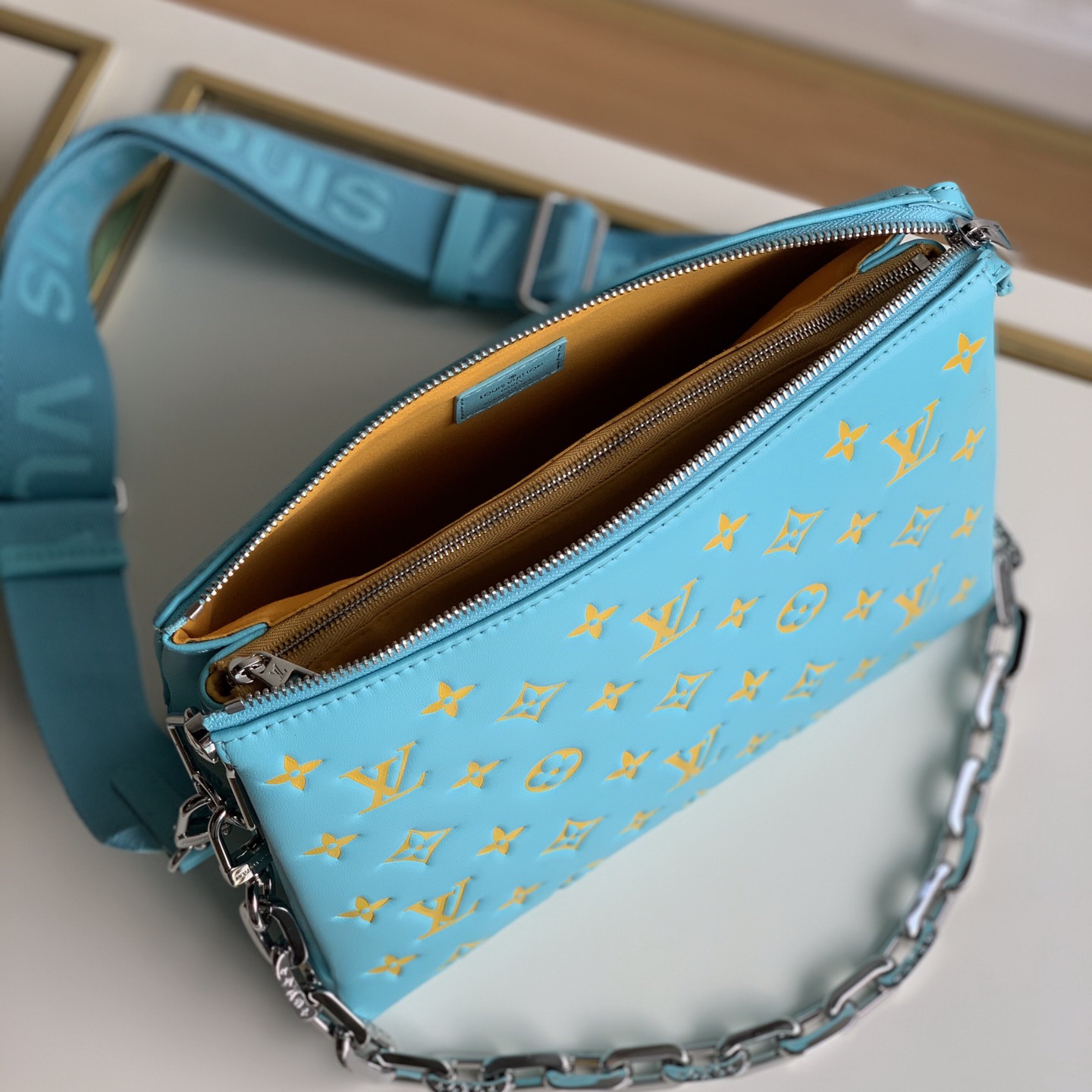 COUSSIN PM, Louis Vuitton LV