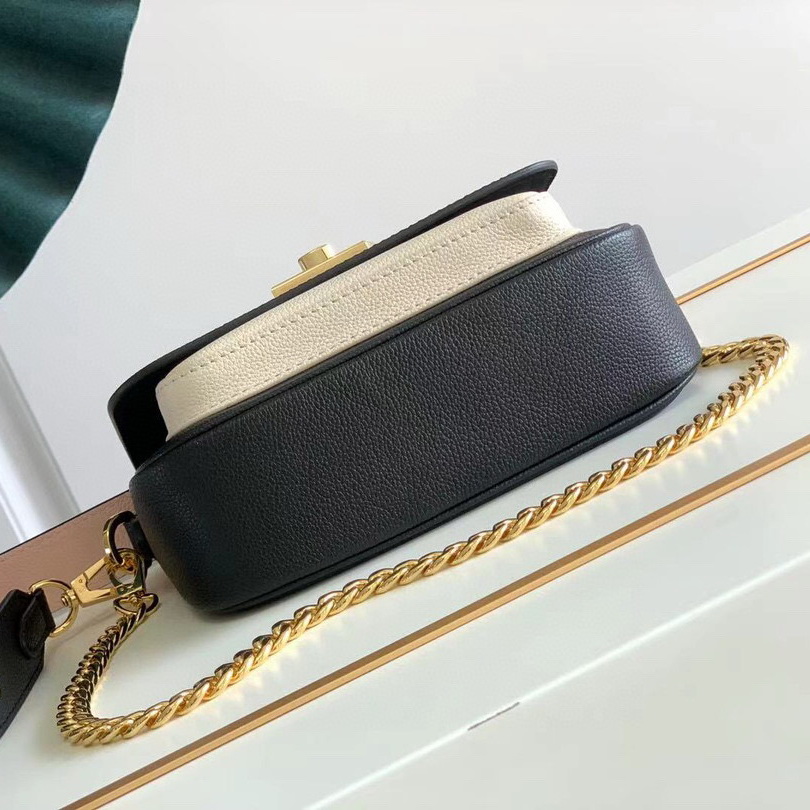 M58557  LOCKME TENDER, Louis Vuitton LV