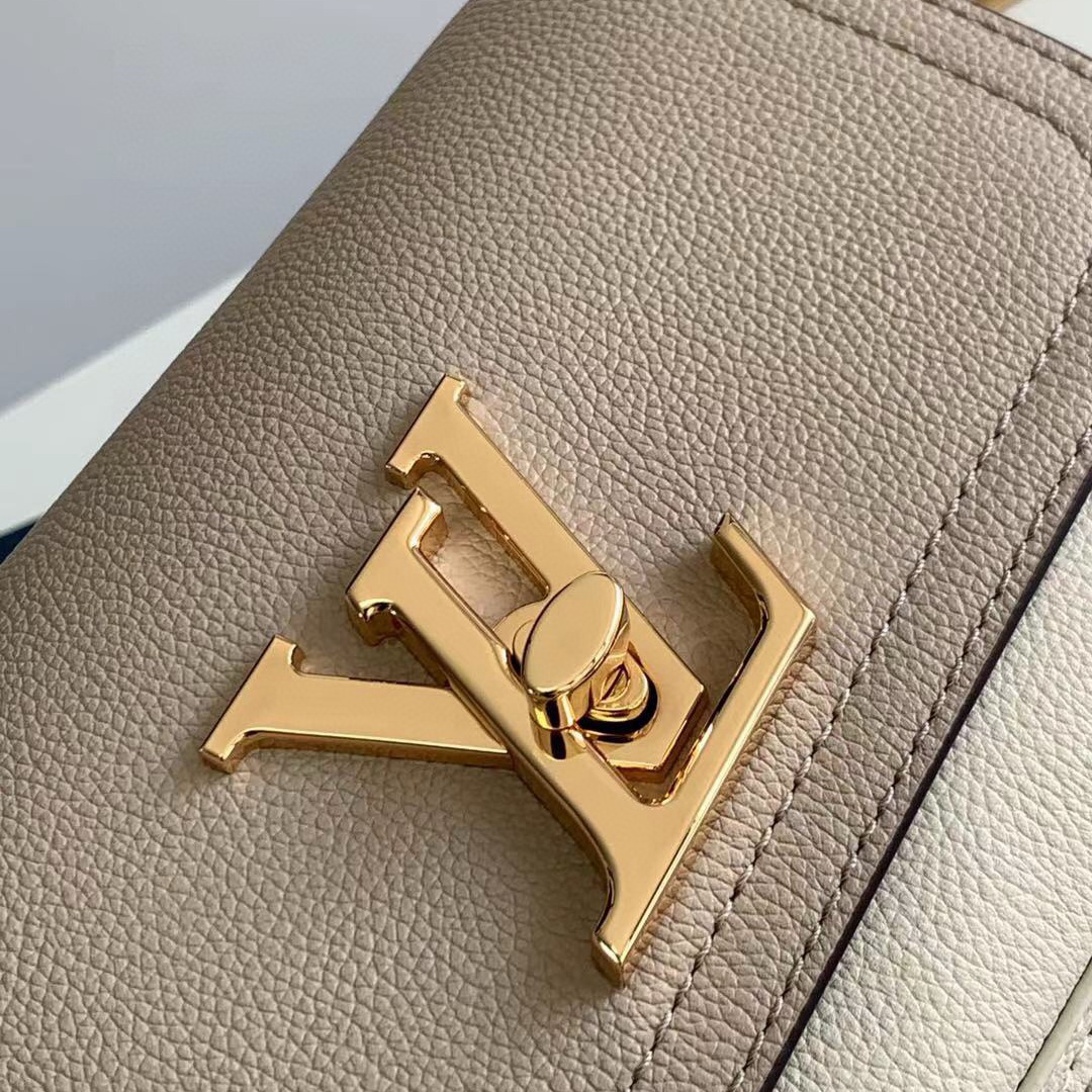M58554  LOCKME TENDER, Louis Vuitton LV