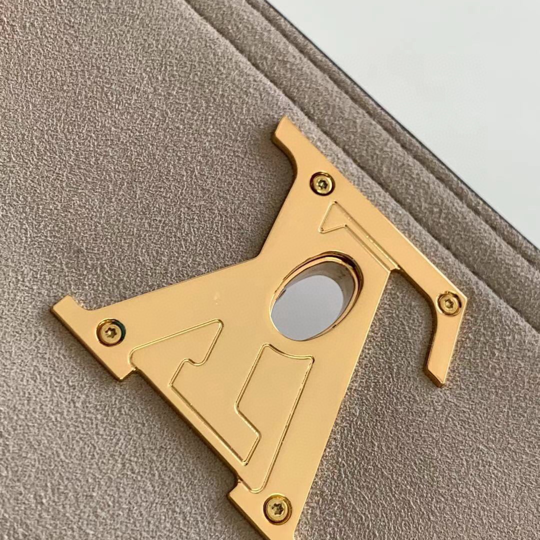 M58554  LOCKME TENDER, Louis Vuitton LV