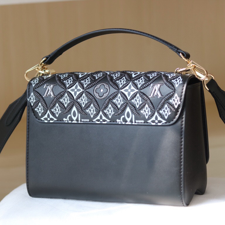 M57442  SINCE 1854 TWIST MM, Louis Vuitton LV