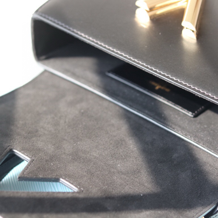 M57442  SINCE 1854 TWIST MM, Louis Vuitton LV