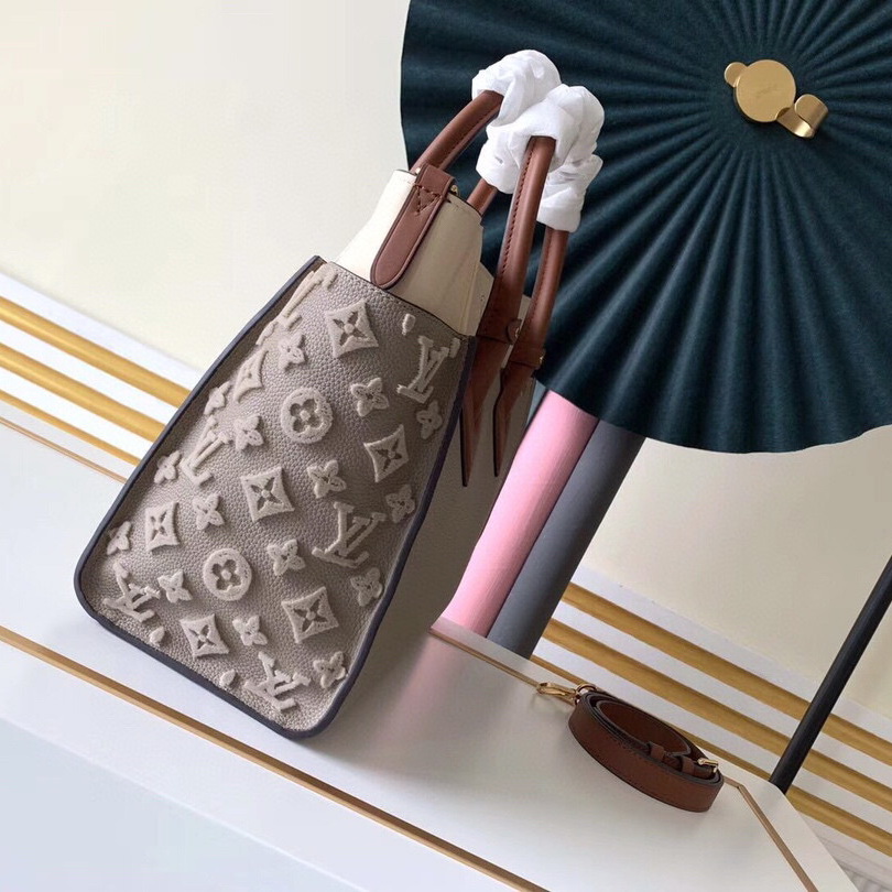 M53825  ON MY SIDE MM, Louis Vuitton LV
