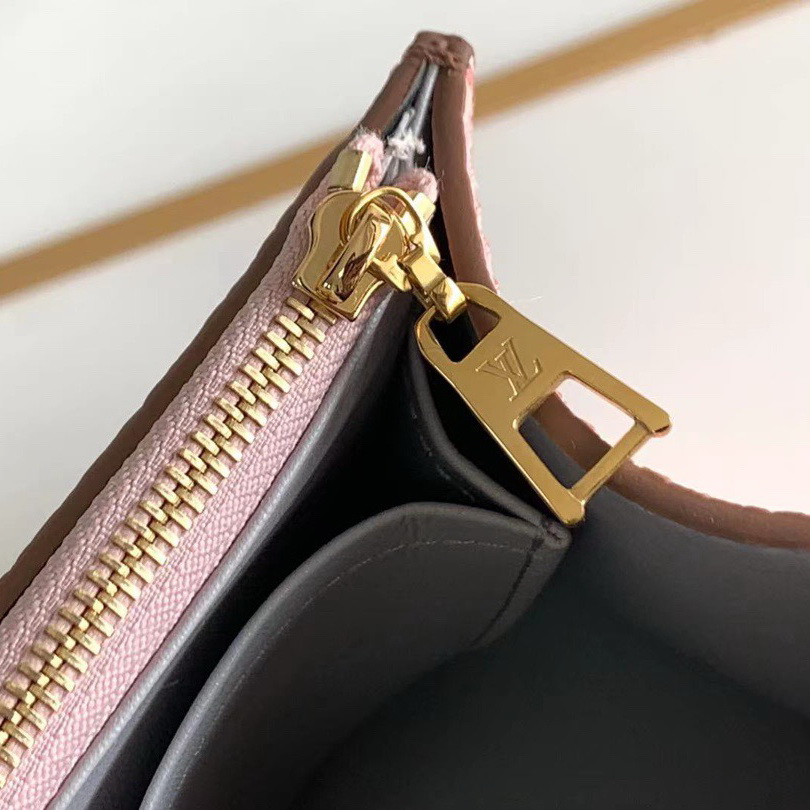 TWIST ONE HANDLE MM, LOUIS VUITTON LV