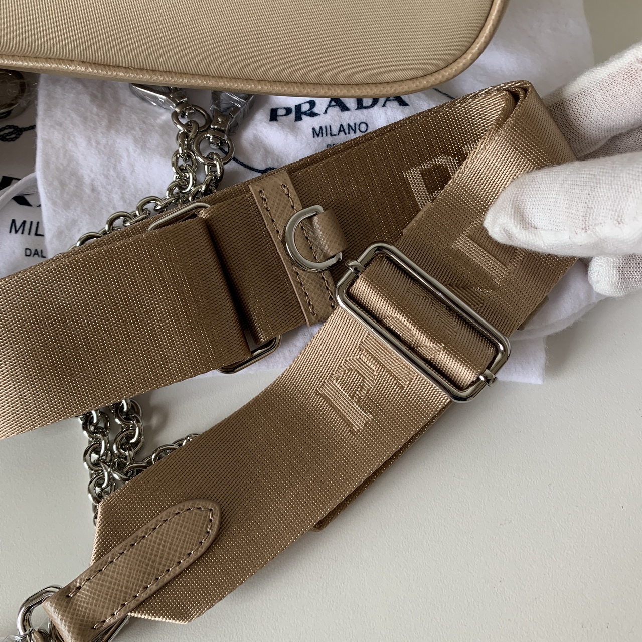 Prada Re-Edition 2005 nylon shoulder bag
