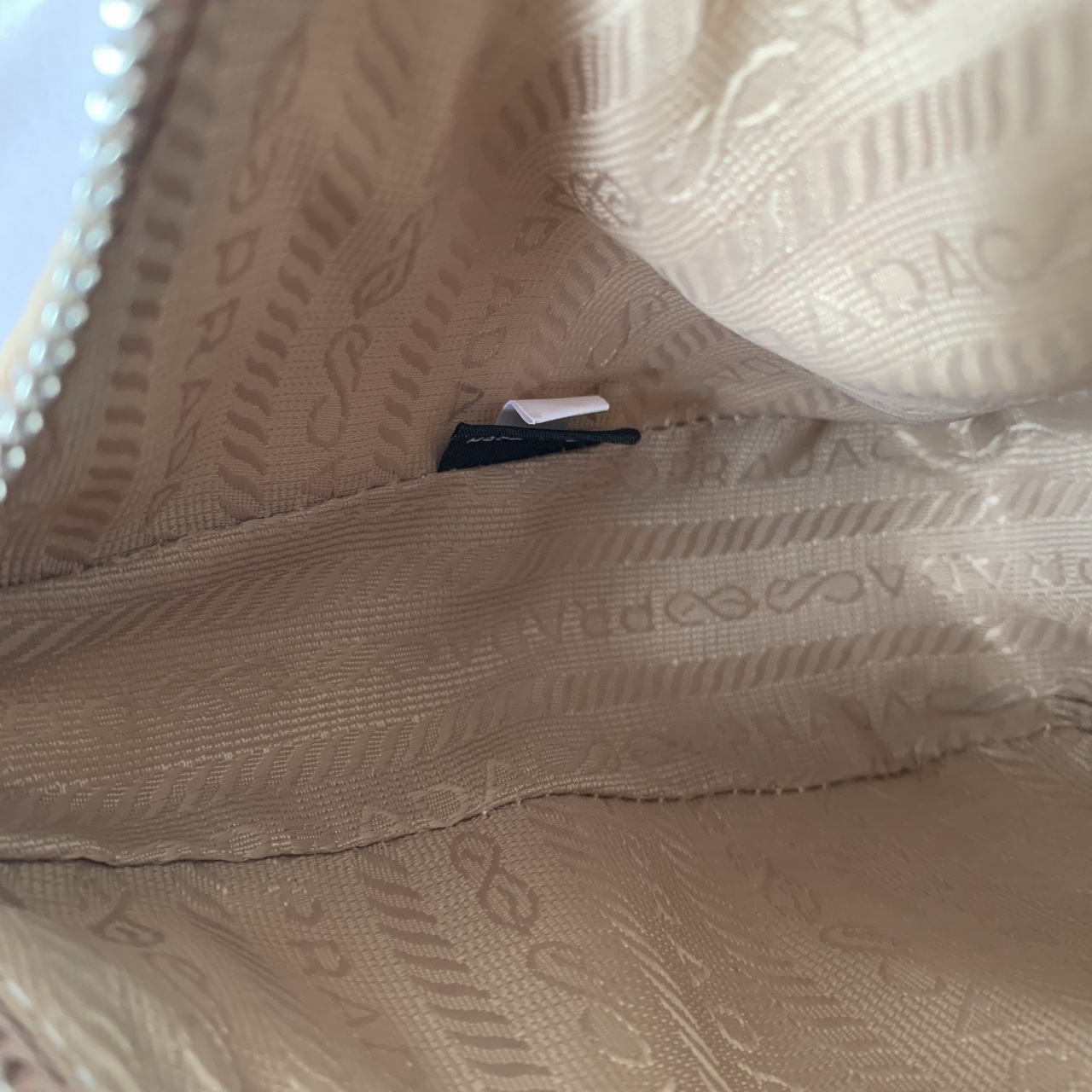 Prada Re-Edition 2005 nylon shoulder bag