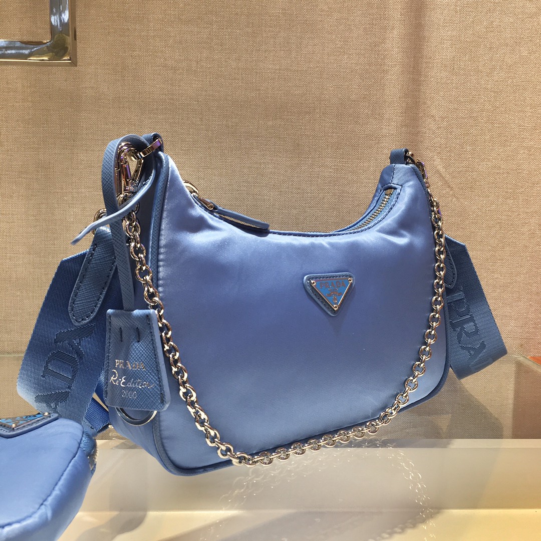 Prada Re-Edition 2005 nylon shoulder bag