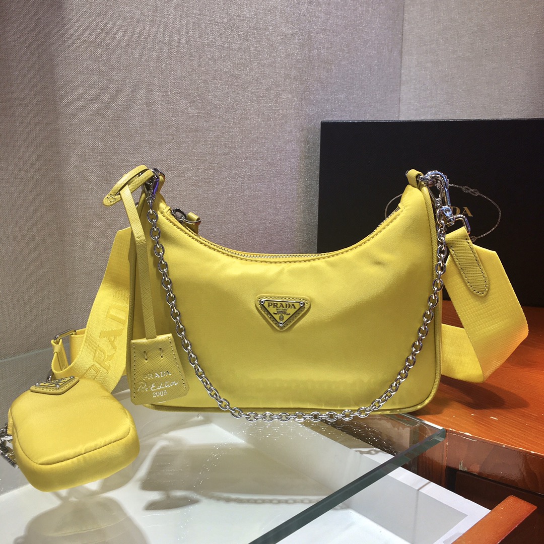 Prada Re-Edition 2005 nylon shoulder bag
