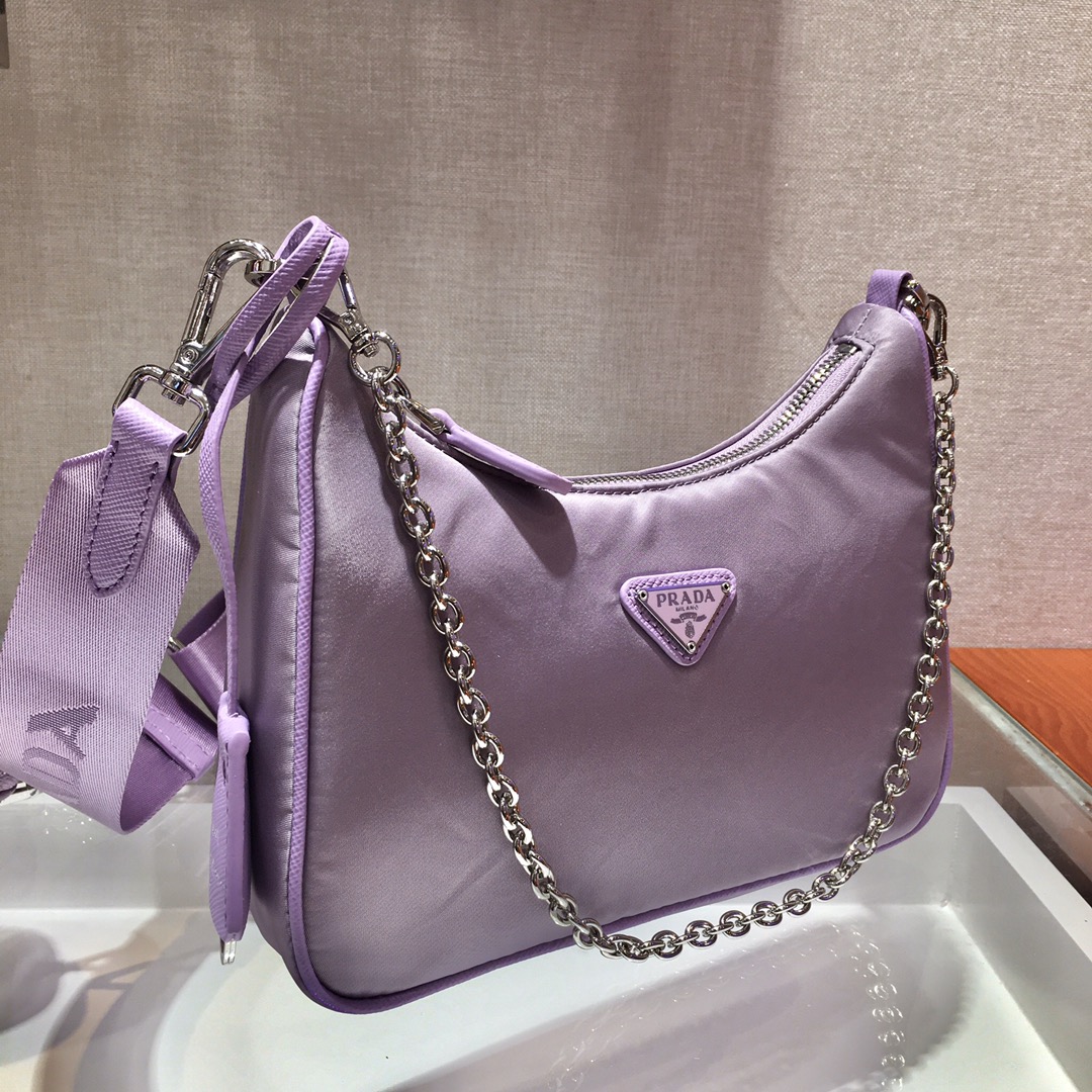 Prada Re-Edition 2005 nylon shoulder bag