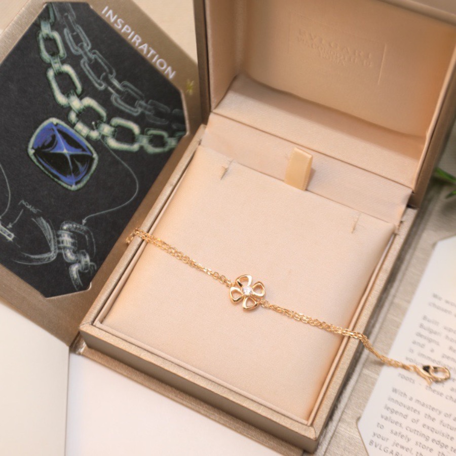 Bracelets & Bangles, Bvlgari