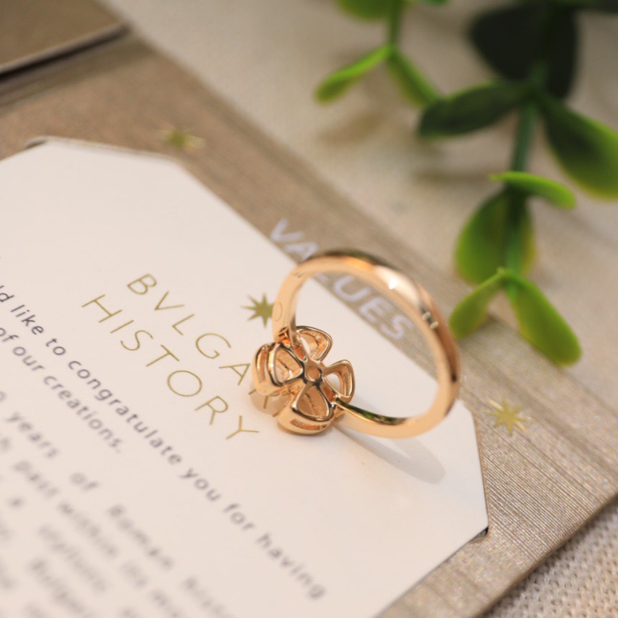 Bvlgari ring