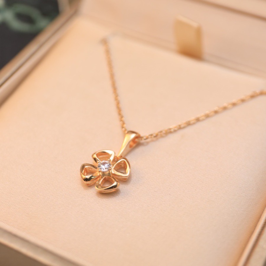 Necklaces & Pendants, Bvlgari