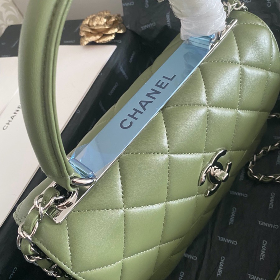 A92236, Small Flap Bag with Top Handle