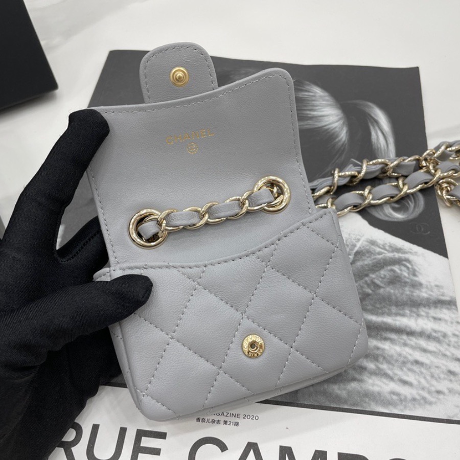 FLAP COIN PURSE WITH CHAIN