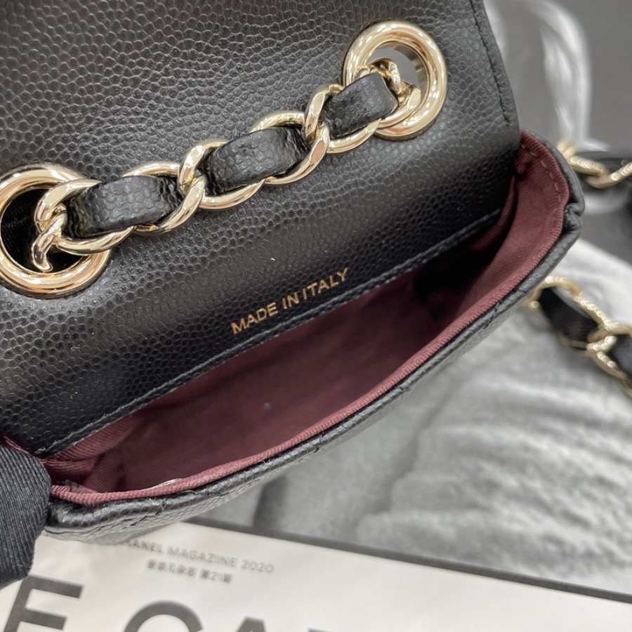 FLAP COIN PURSE WITH CHAIN