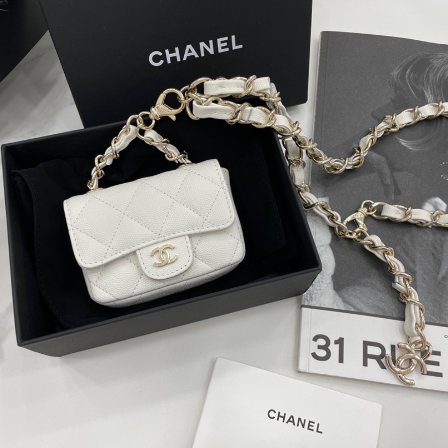 FLAP COIN PURSE WITH CHAIN