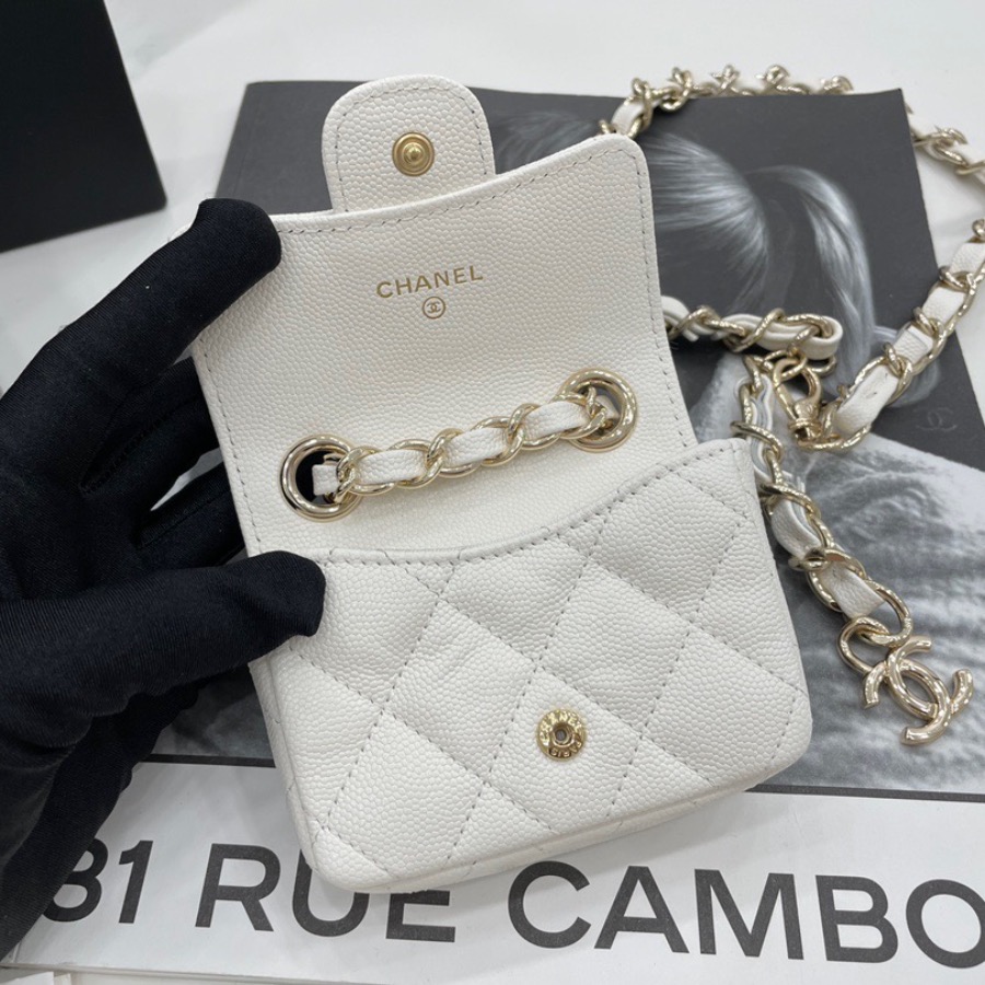 FLAP COIN PURSE WITH CHAIN