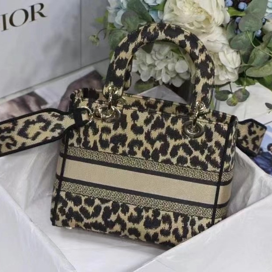 MEDIUM LADY D-LITE BAG