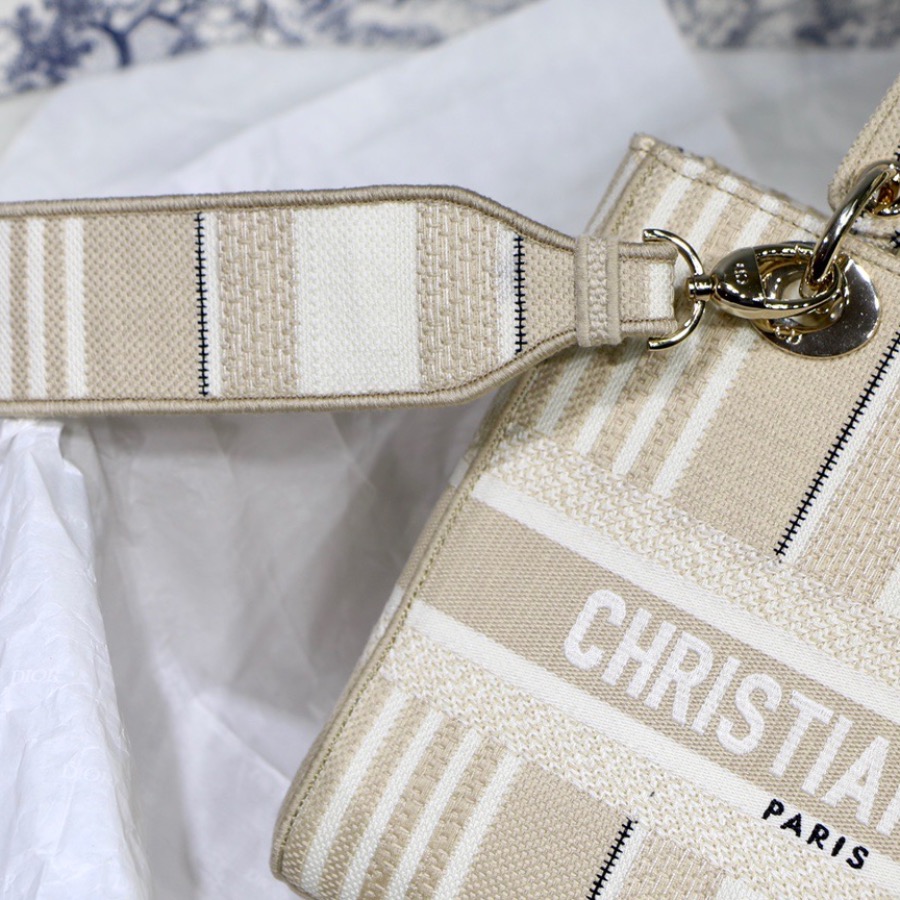 MEDIUM LADY D-LITE BAG