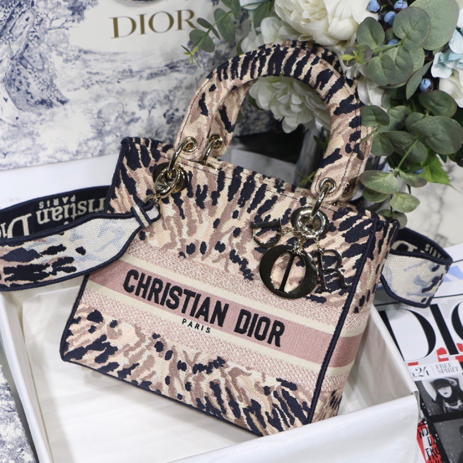 MEDIUM LADY D-LITE BAG