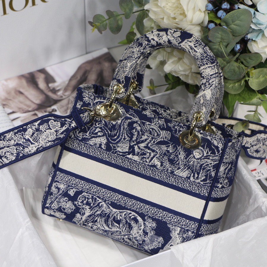 MEDIUM LADY D-LITE BAG