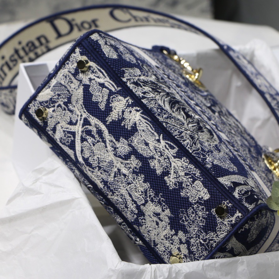 MEDIUM LADY D-LITE BAG
